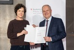 Award of Excellence 2022 für Julia Lena Weber